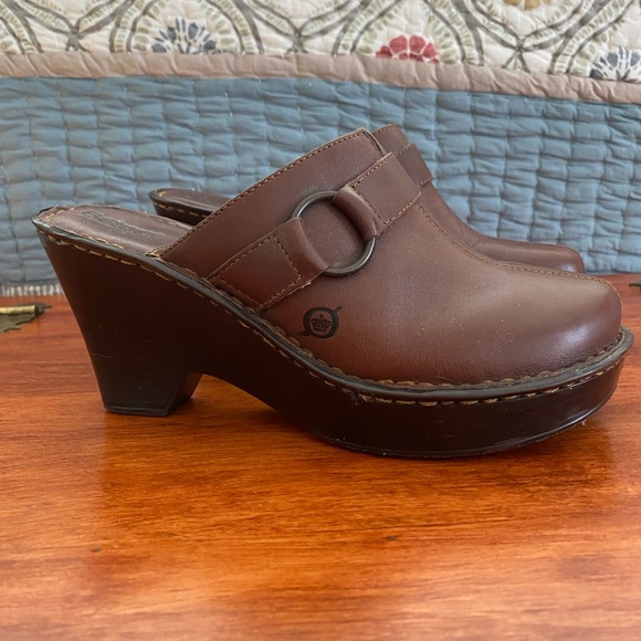 Born Clogs (Women) - Picture 1 of 4